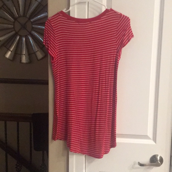 Red and white stripe tee - Picture 2 of 3